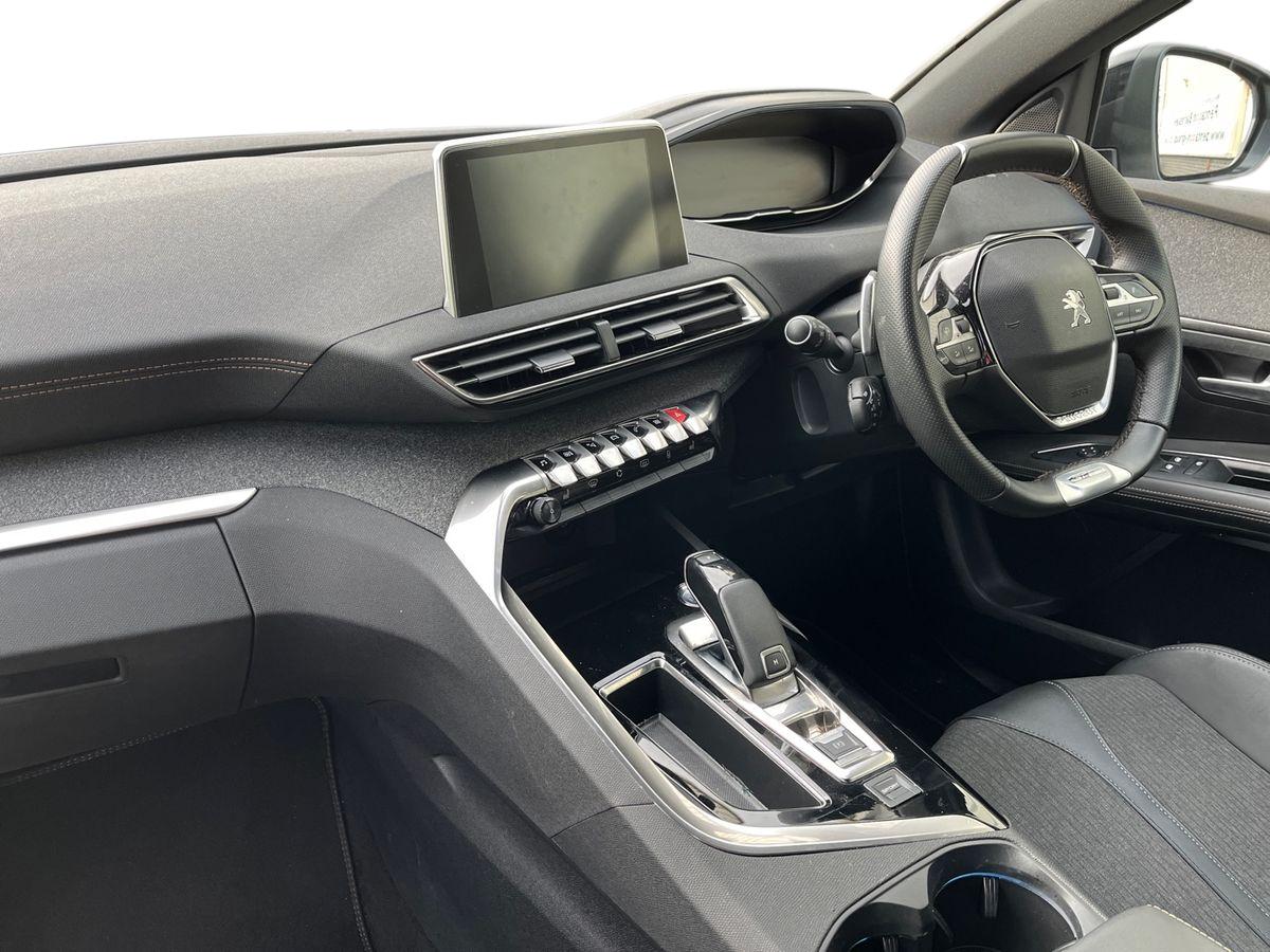 Used Peugeot 3008 2020 for sale - 76705332: Photo 8