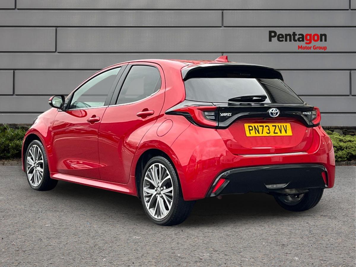 Used Toyota Yaris 2023 for sale - 76875981: Photo 2