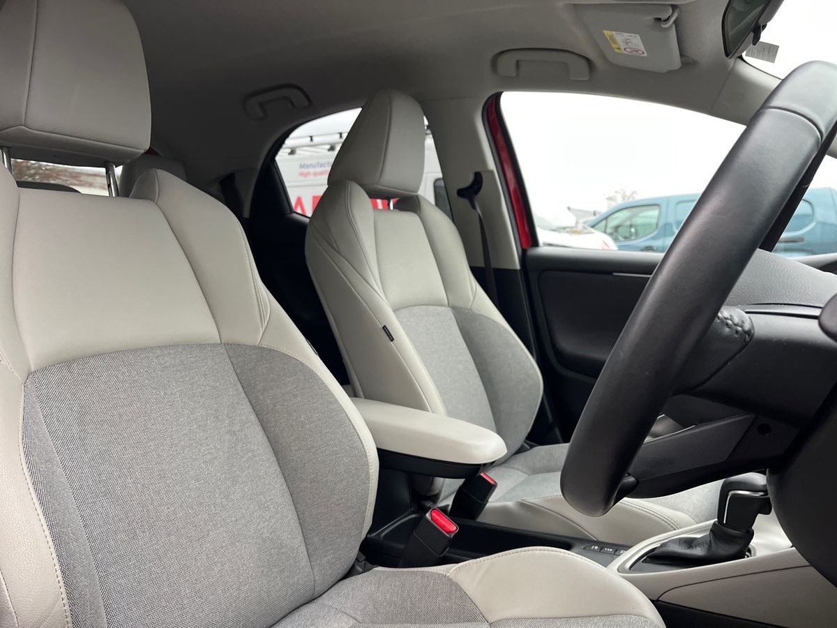 Used Toyota Yaris 2023 for sale - 76875981: Photo 26