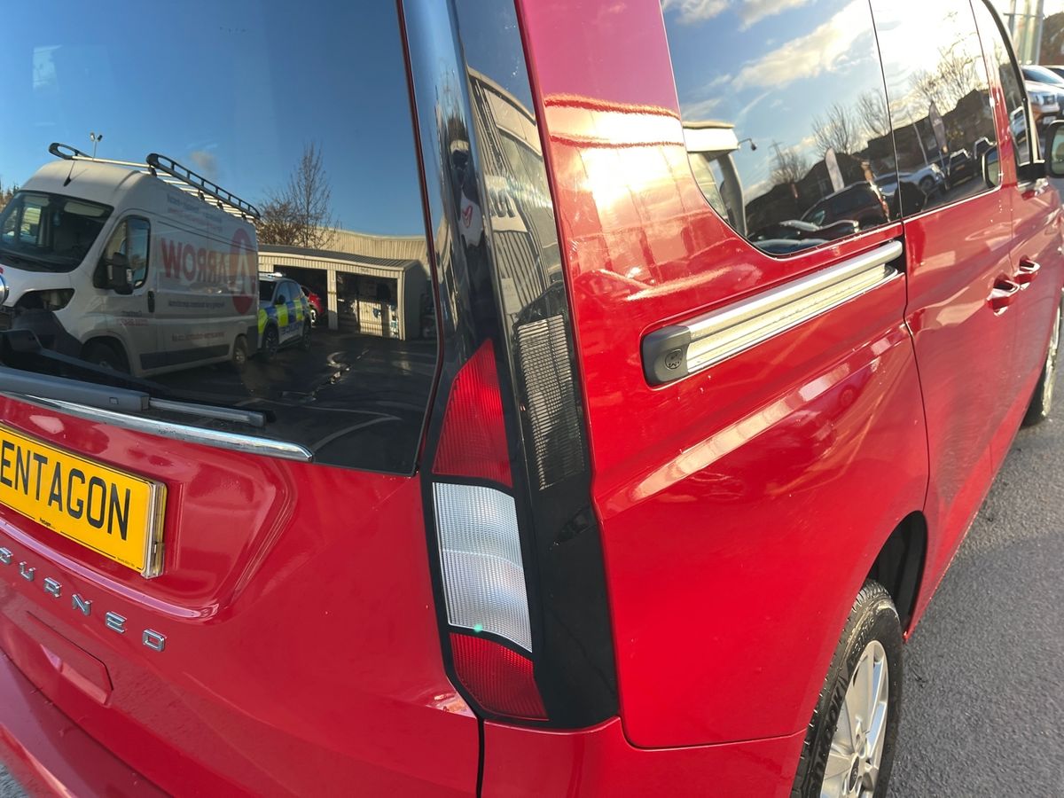 Used Ford Tourneo Connect 2022 for sale - 76686983: Photo 18