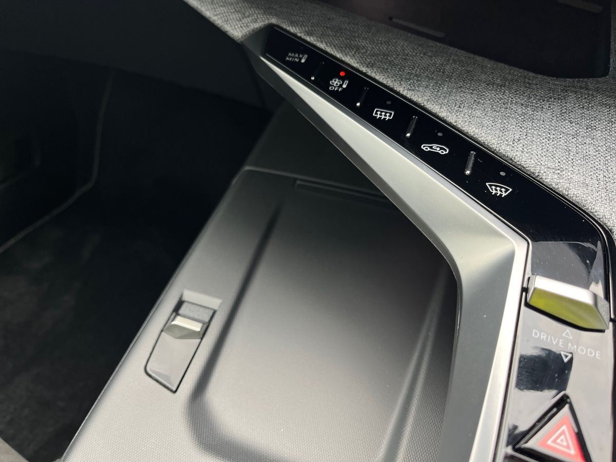 Used Peugeot 3008 2024 for sale - 76133488: Photo 32