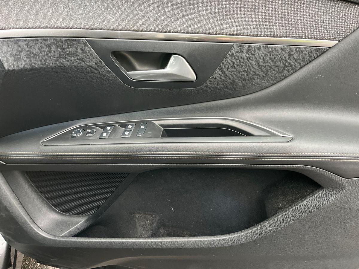 Used Peugeot 3008 2019 for sale - 76564616: Photo 24