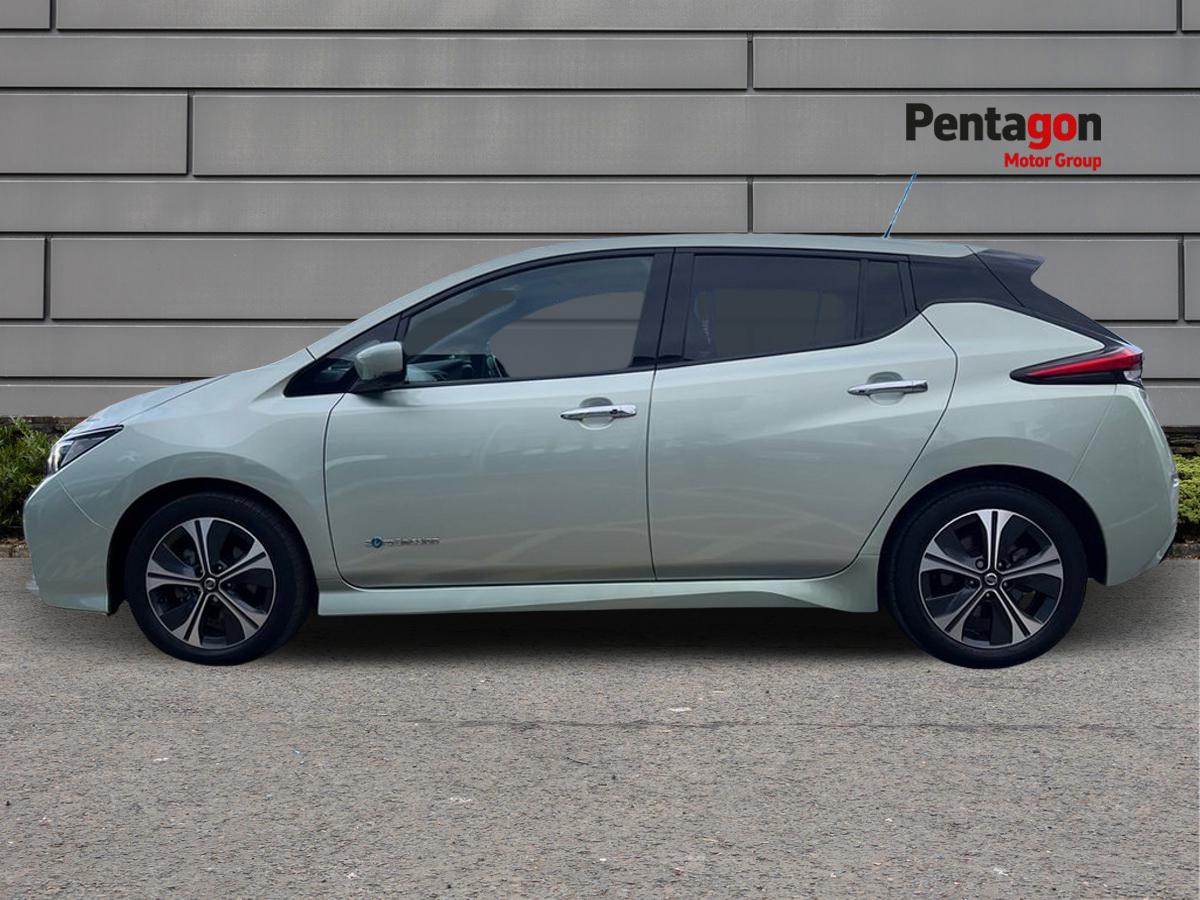 Used Nissan Leaf 2018 for sale - 76069899: Photo 14