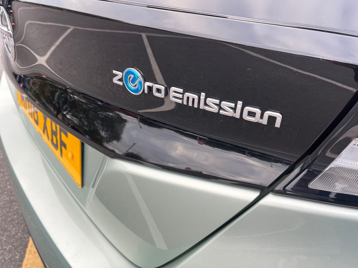 Used Nissan Leaf 2018 for sale - 76069899: Photo 18