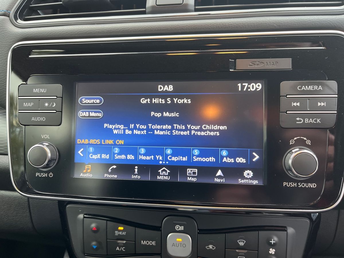 Used Nissan Leaf 2018 for sale - 76069899: Photo 22