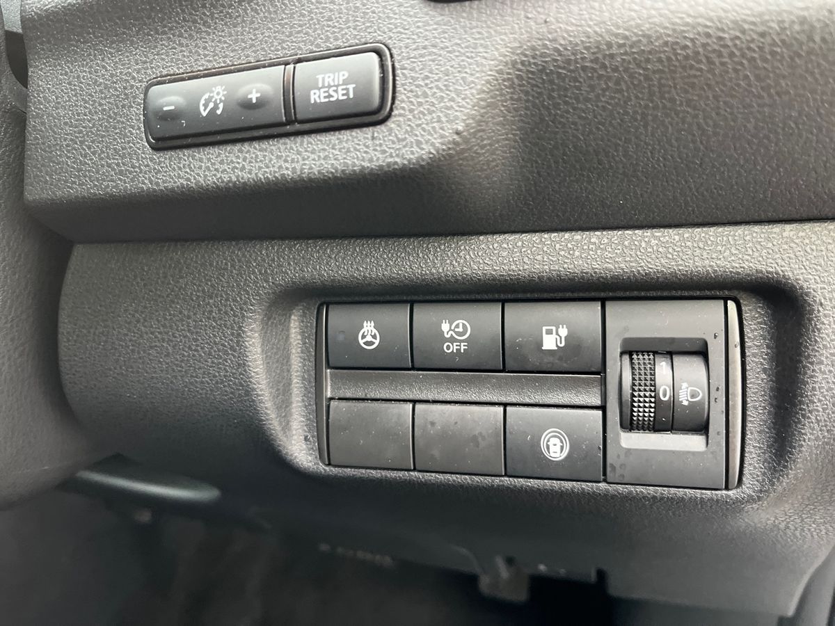 Used Nissan Leaf 2023 for sale - 76875959: Photo 25