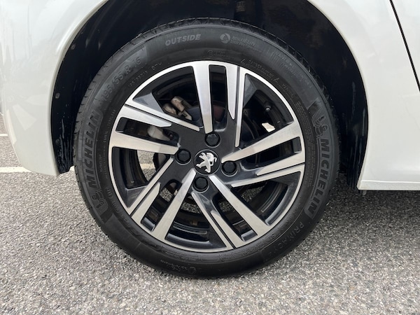 Used Peugeot 208 2022 for sale - 76057442: Photo 17