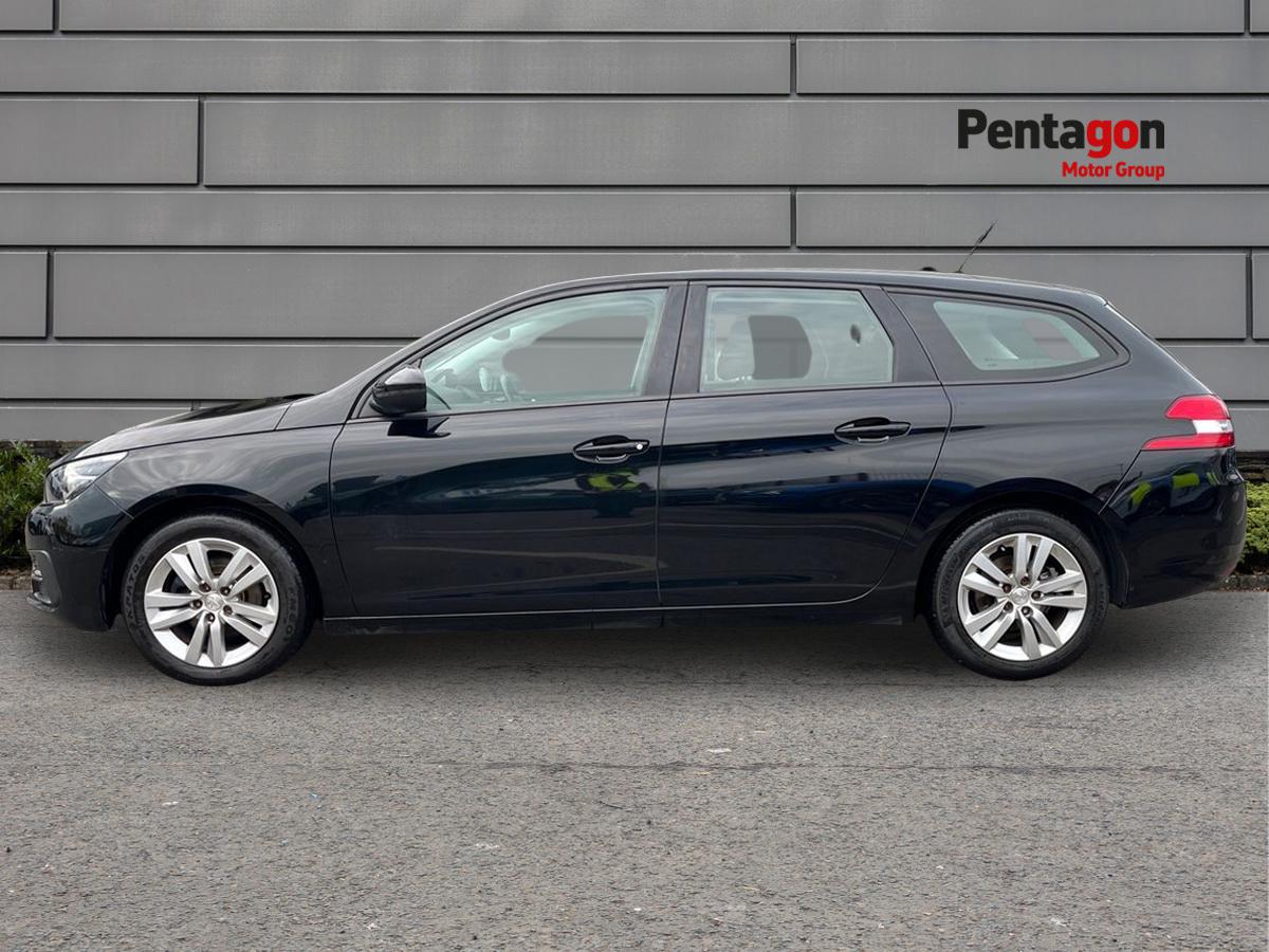 Used Peugeot 308 2018 for sale - 77038701: Photo 14