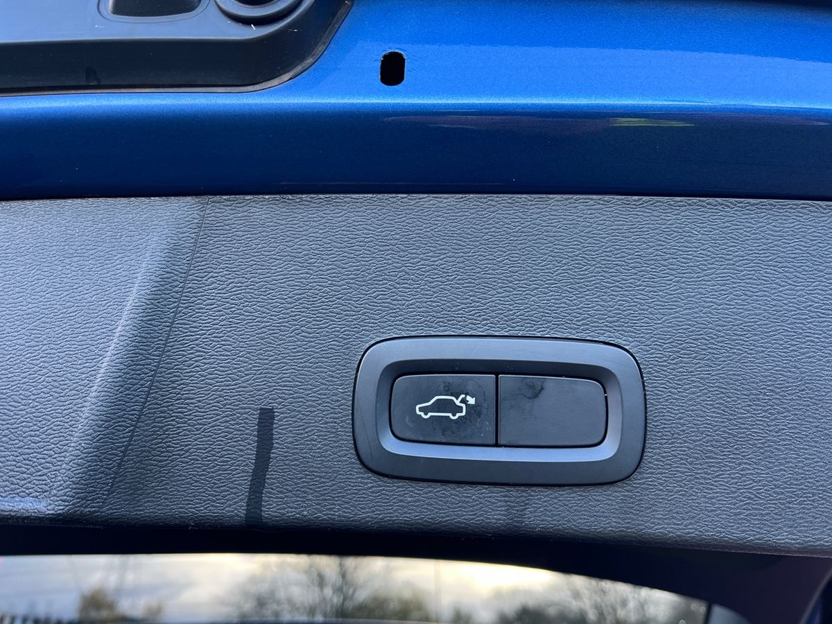 Used Volvo XC40 2021 for sale - 76650900: Photo 18