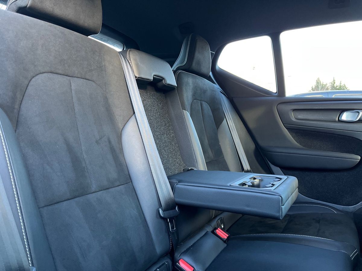 Used Volvo XC40 2021 for sale - 76650900: Photo 23