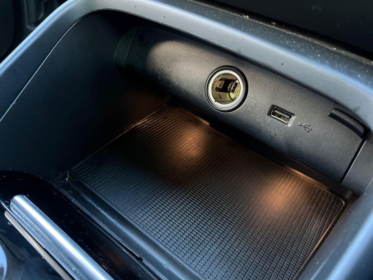 Used Volvo XC40 2021 for sale - 76650900: Photo 32