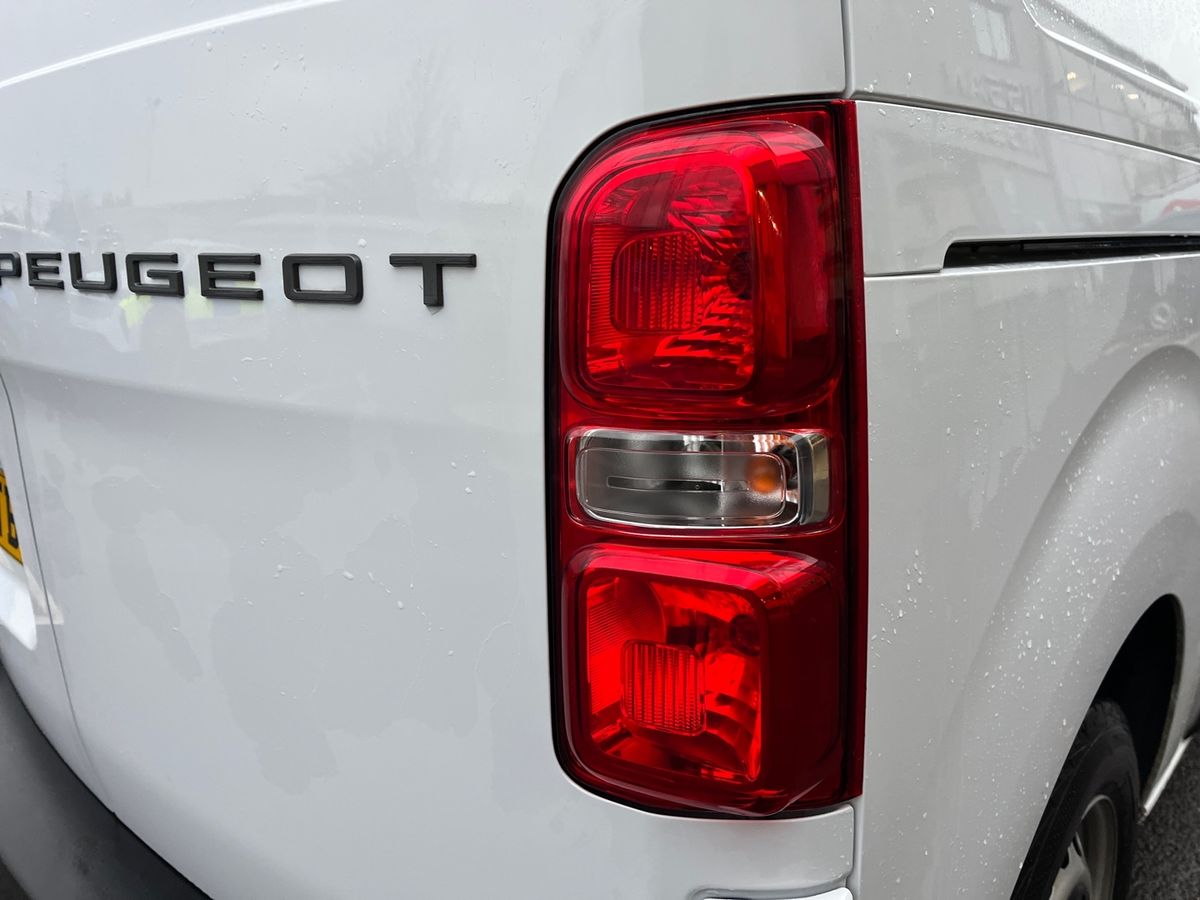 Used Peugeot Expert 2025 for sale - 76536480: Photo 18