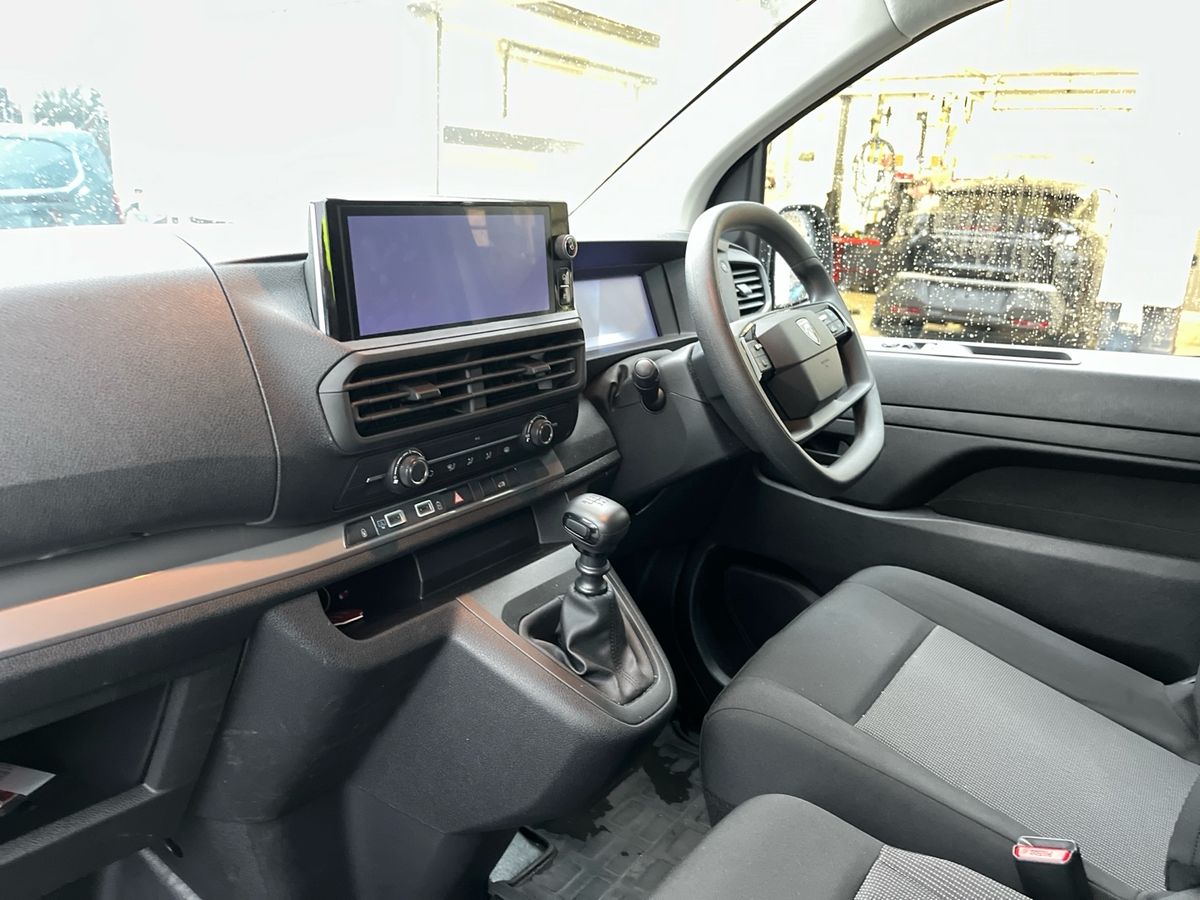 Used Peugeot Expert 2025 for sale - 76536480: Photo 8