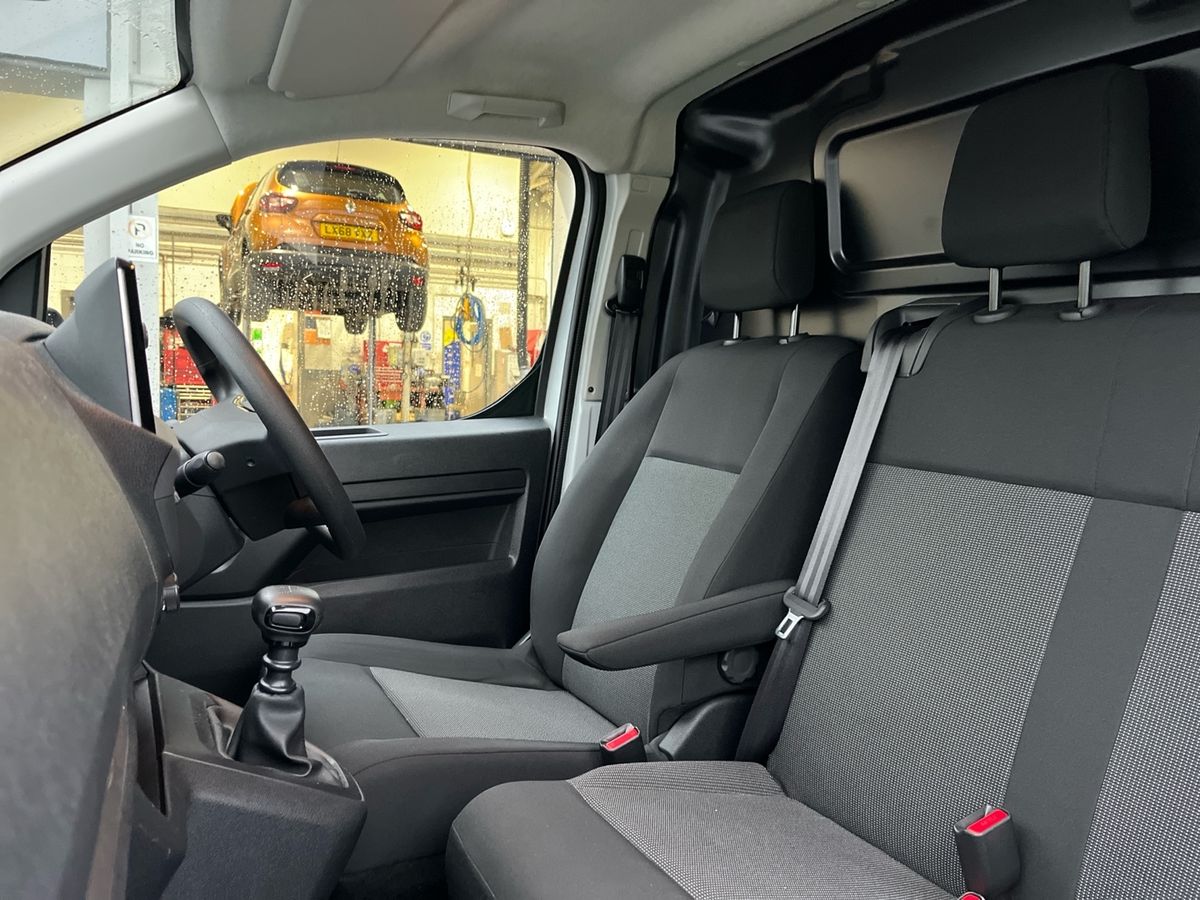 Used Peugeot Expert 2025 for sale - 76536480: Photo 9