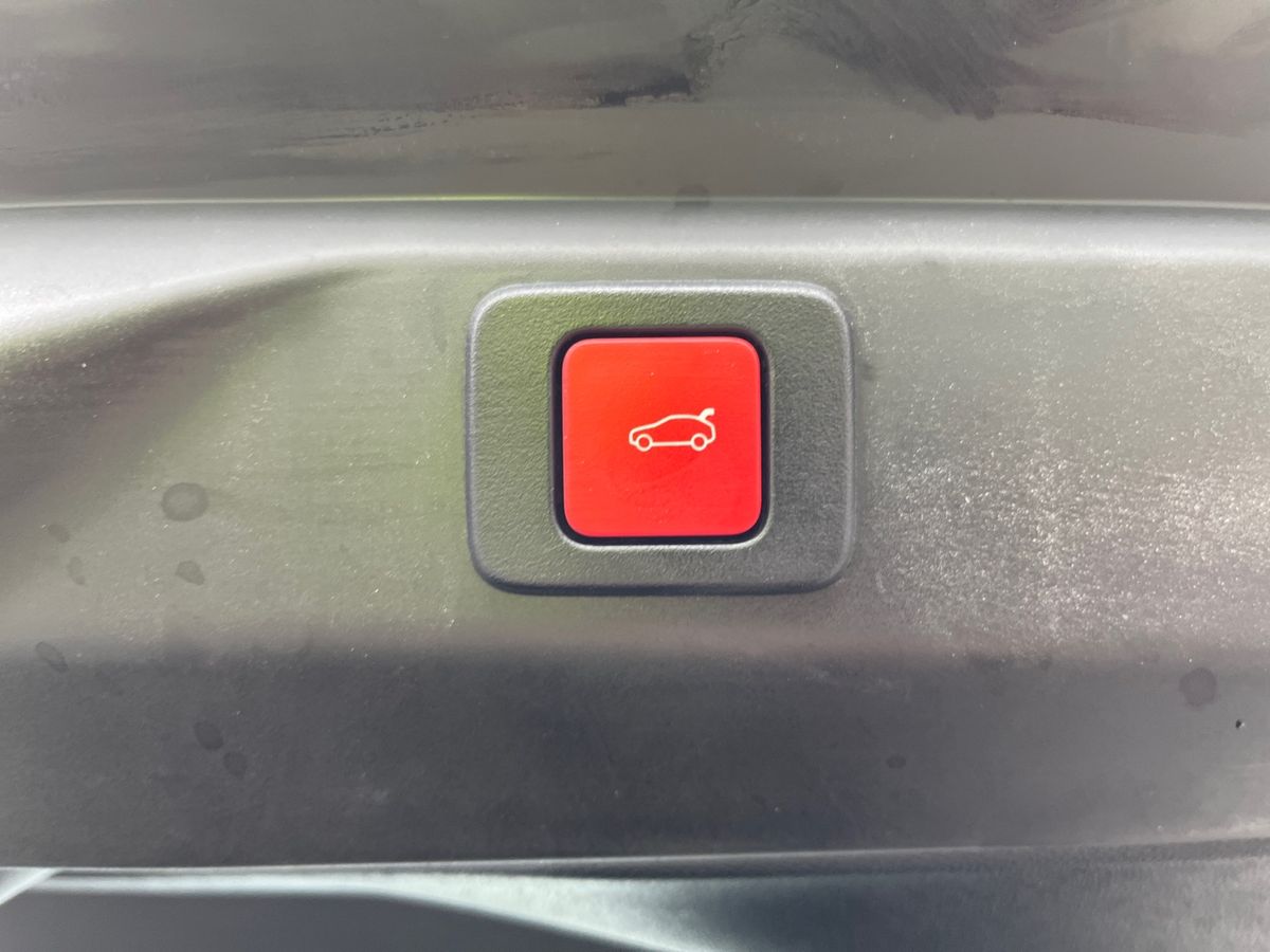 Used Peugeot 3008 2025 for sale - 76186187: Photo 18