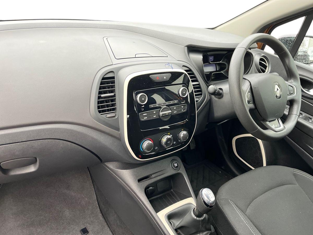 Used Renault Captur 2018 for sale - 76436057: Photo 8