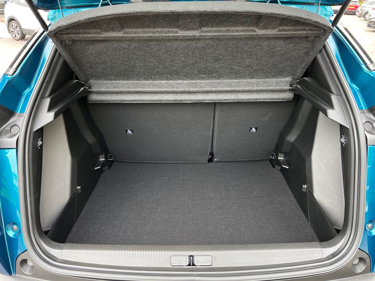 Used Peugeot 2008 2025 for sale - 76148758: Photo 11