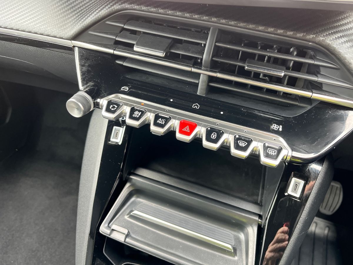 Used Peugeot 2008 2025 for sale - 76148758: Photo 31