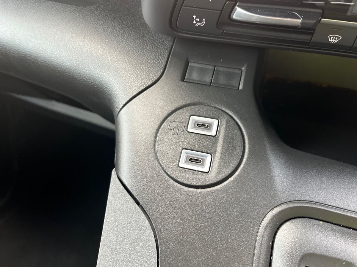 Used Peugeot Rifter 2025 for sale - 76875999: Photo 31