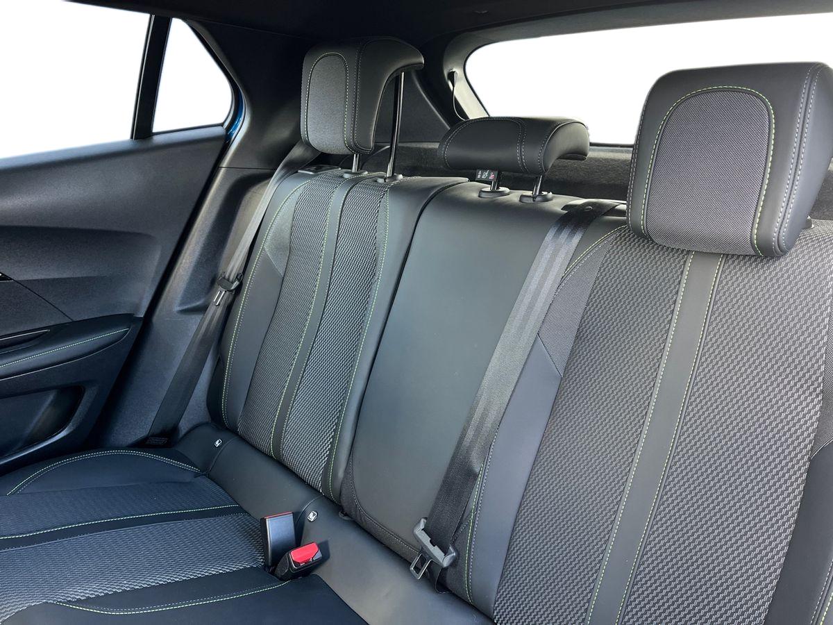 Used Peugeot 2008 2023 for sale - 76004061: Photo 11