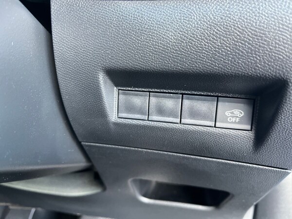 Used Peugeot 2008 2023 for sale - 76004061: Photo 26