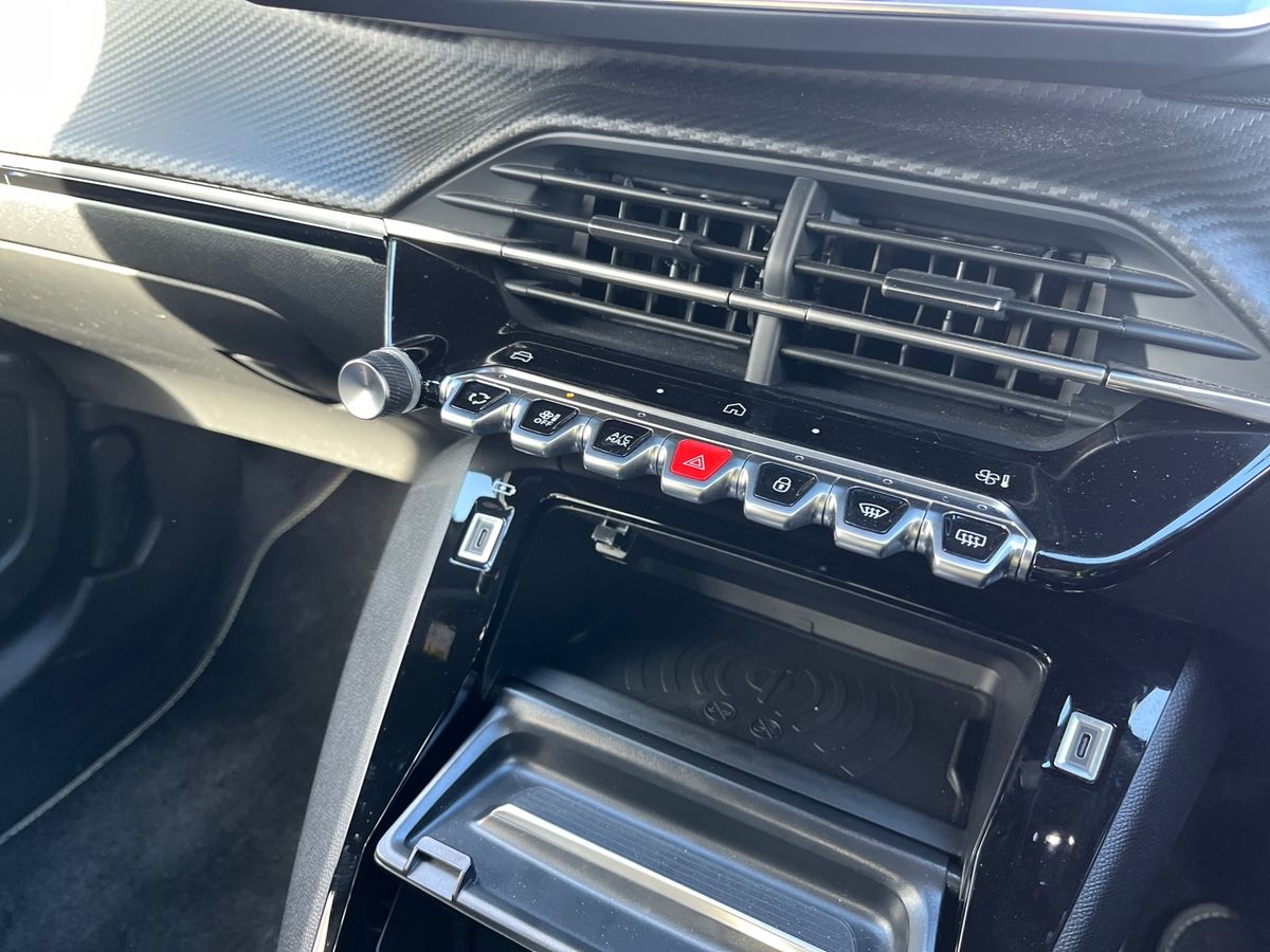 Used Peugeot 2008 2023 for sale - 76004061: Photo 32