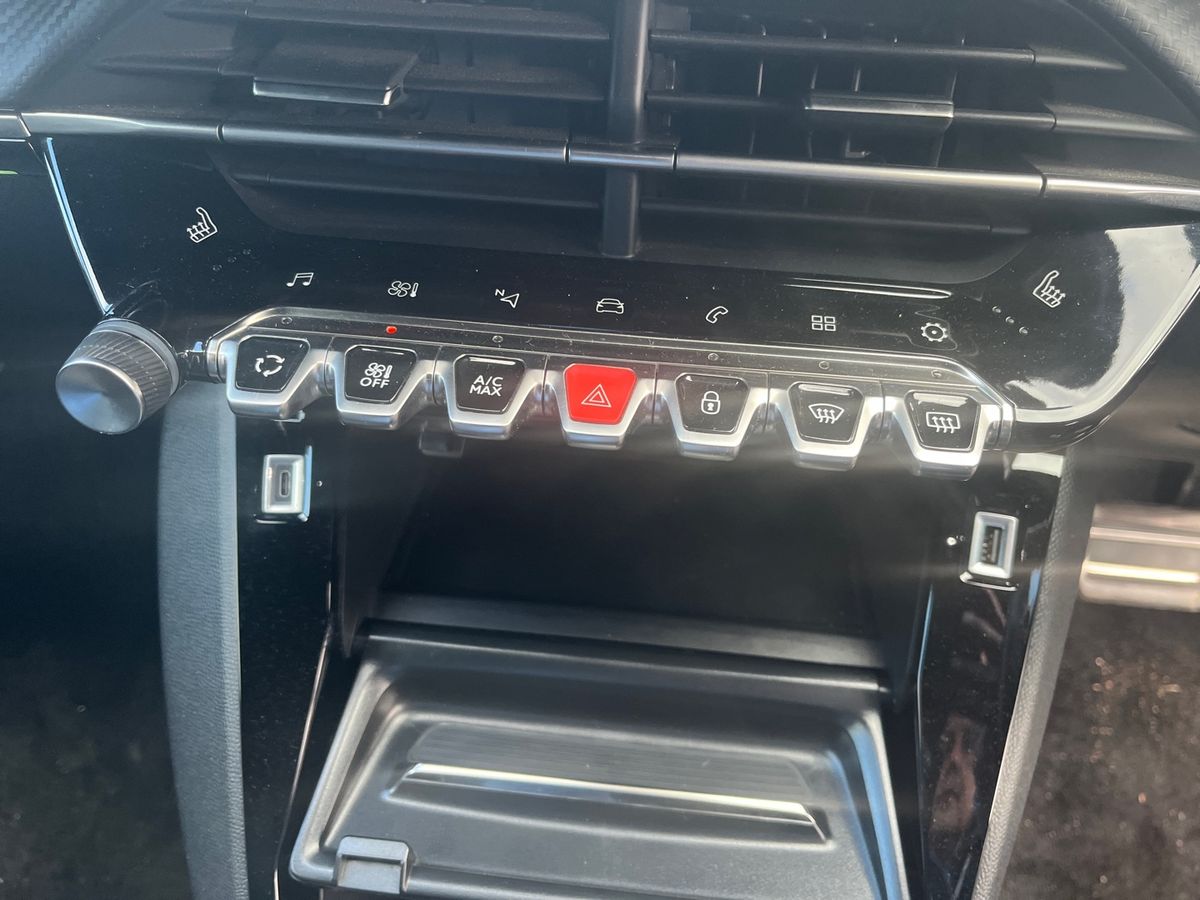 Used Peugeot 2008 2023 for sale - 76044845: Photo 20