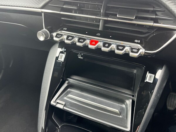 Used Peugeot 2008 2024 for sale - 75561129: Photo 31