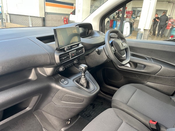 Used Peugeot Partner 2024 for sale - 76113111: Photo 8