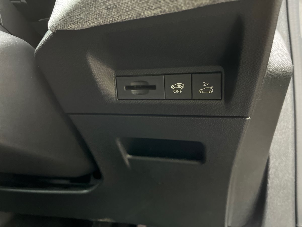 Used Peugeot 3008 2024 for sale - 76879205: Photo 24