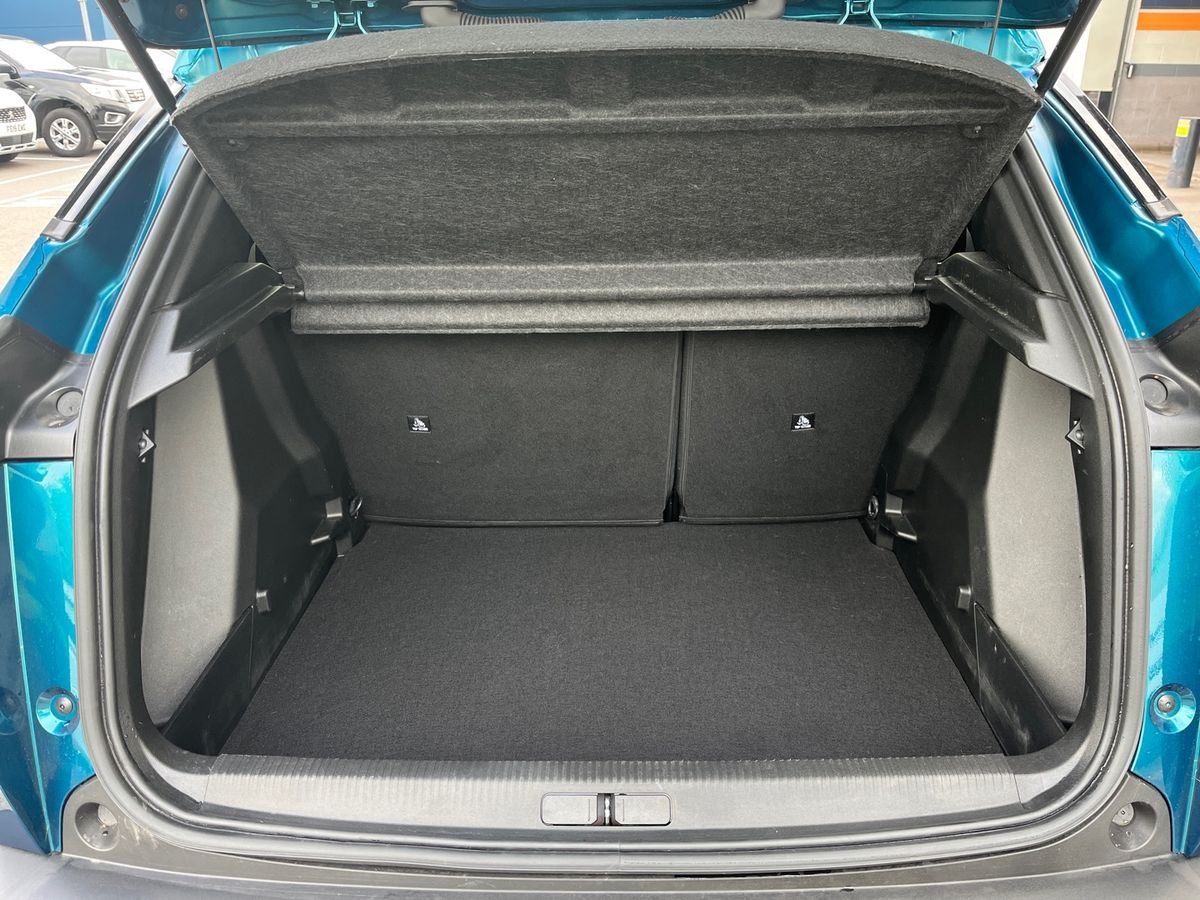 Used Peugeot 2008 2025 for sale - 76141385: Photo 12