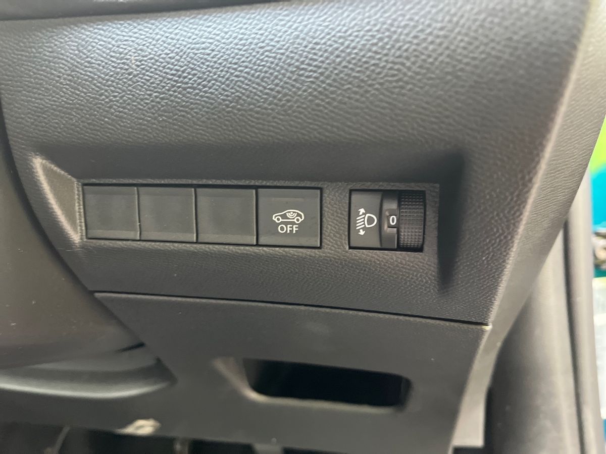 Used Peugeot 2008 2025 for sale - 76141385: Photo 25