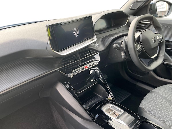 Used Peugeot 2008 2025 for sale - 76141385: Photo 8