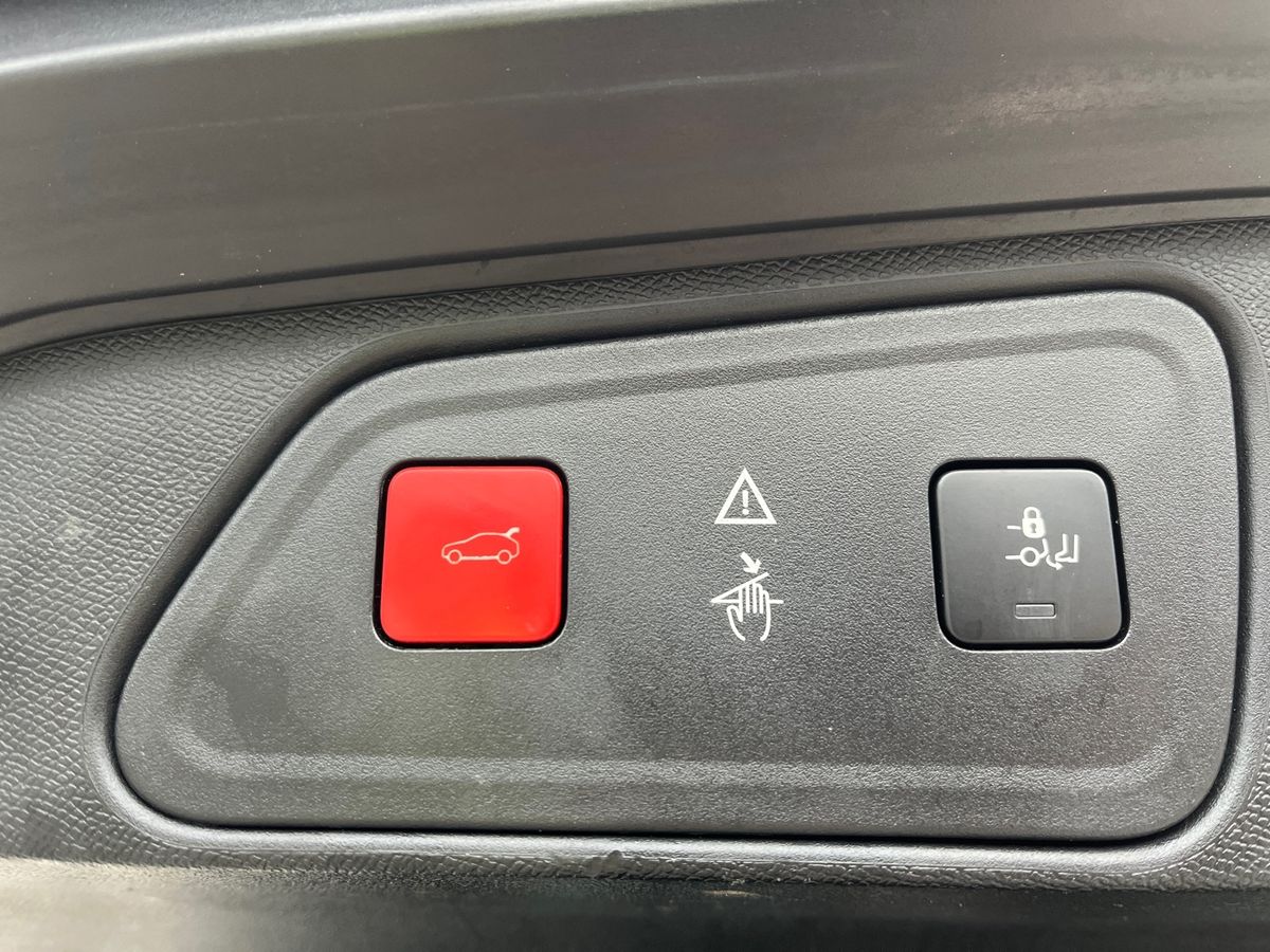 Used Peugeot 3008 2017 for sale - 77055029: Photo 19