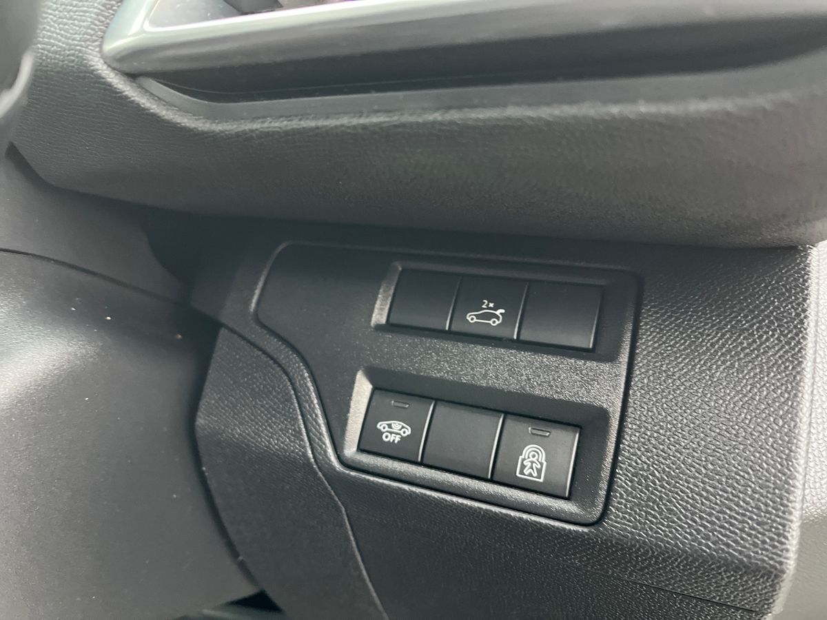 Used Peugeot 3008 2017 for sale - 77055029: Photo 27