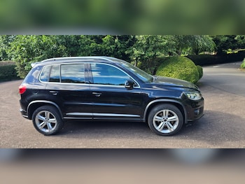 Used Volkswagen Tiguan 2015 for sale - 79010948: Photo