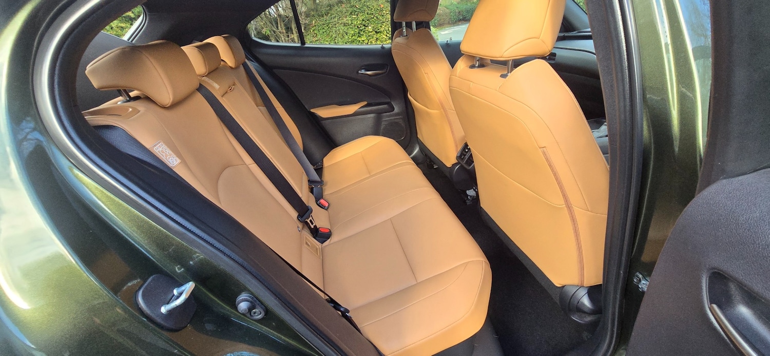 Used Lexus UX 2023 for sale - 77522299: Photo 8