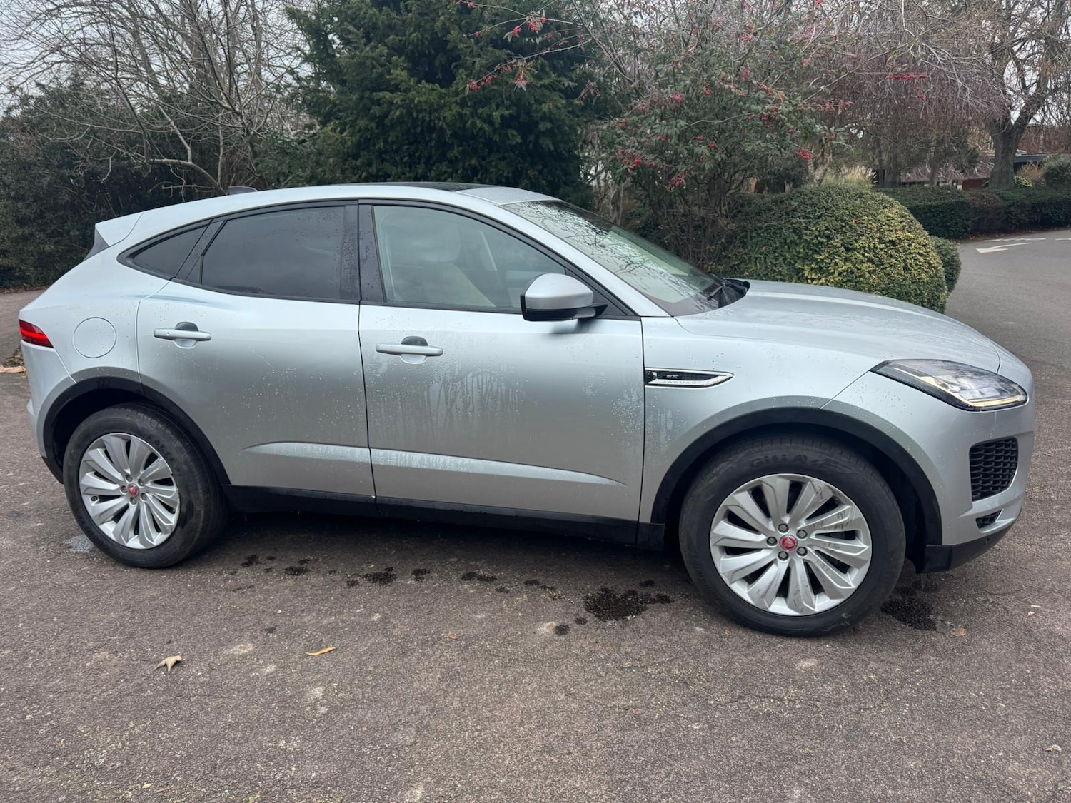 Used Jaguar E-Pace 2020 for sale - 77168364: Photo 3