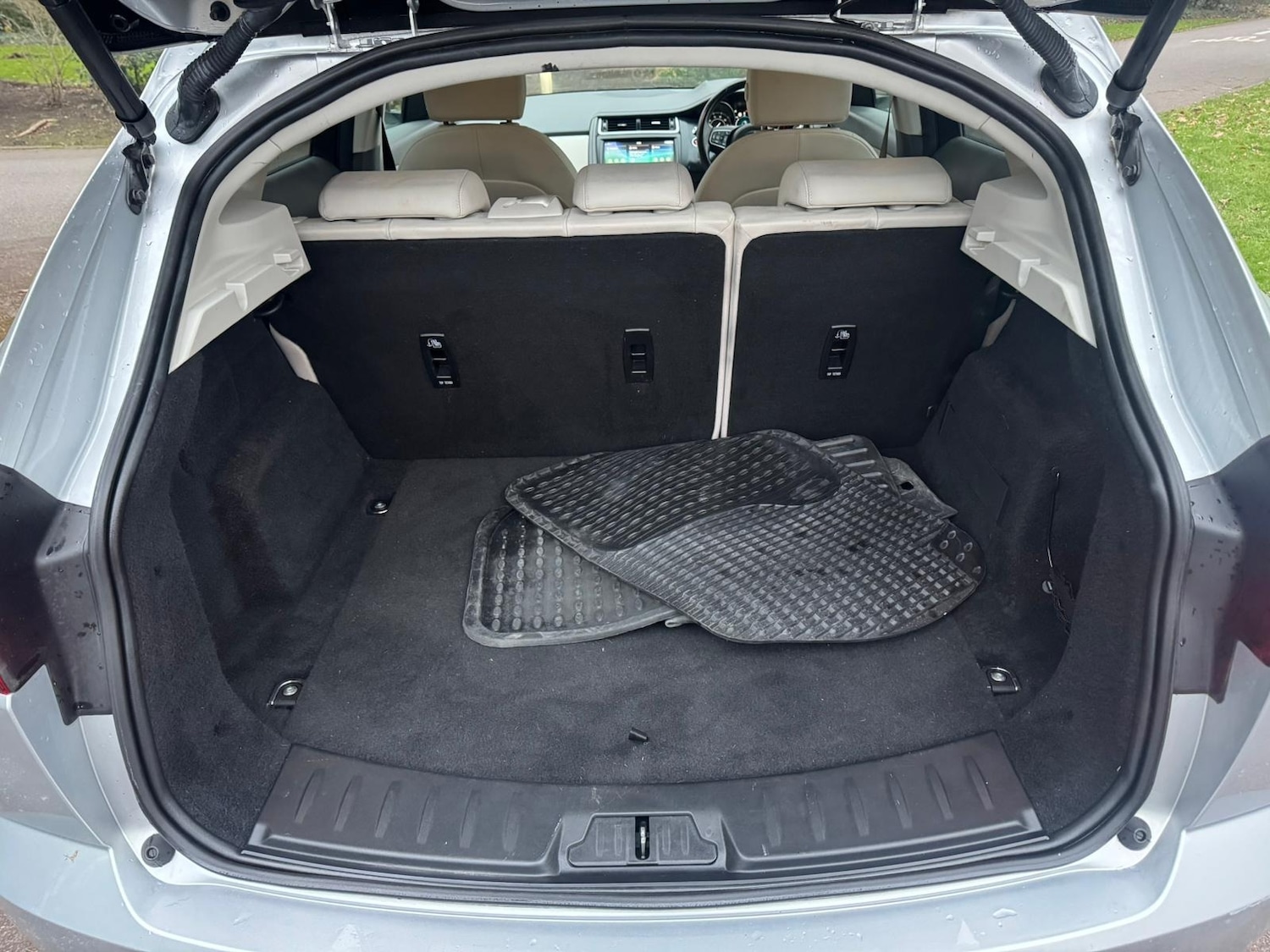 Used Jaguar E-Pace 2020 for sale - 77168364: Photo 40