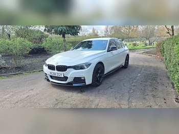 Used BMW 3 Series 2019 for sale - 77701891: Photo