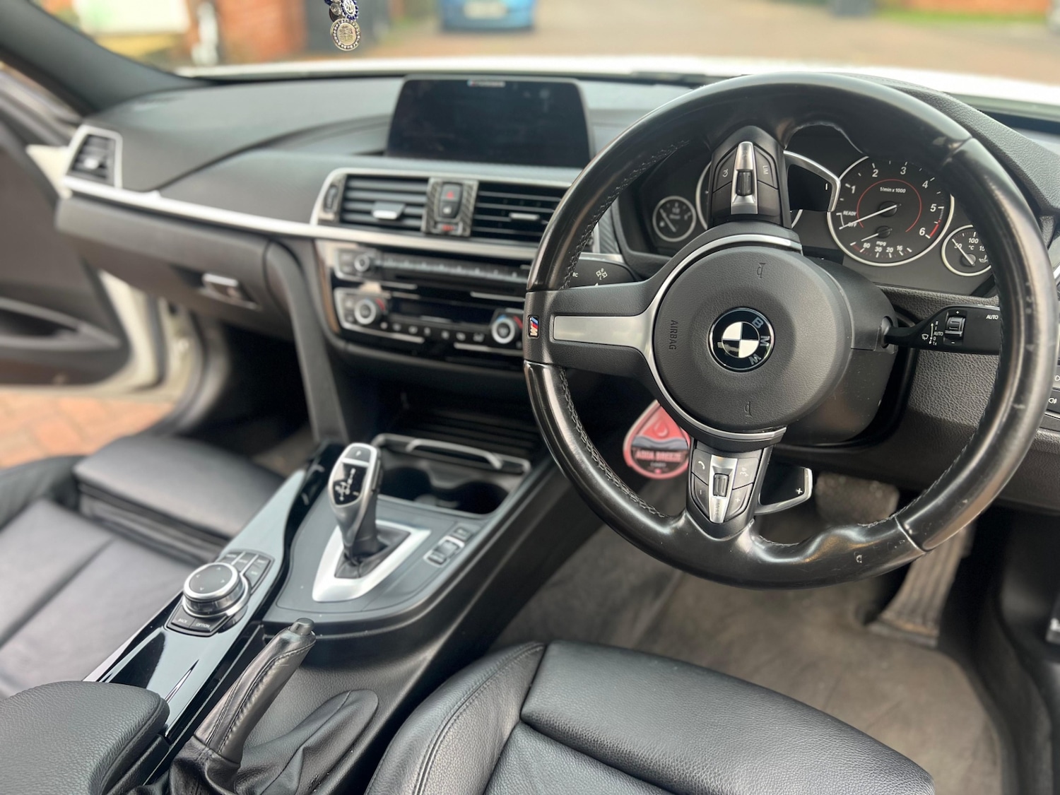Used BMW 3 Series 2019 for sale - 77701891: Photo 28