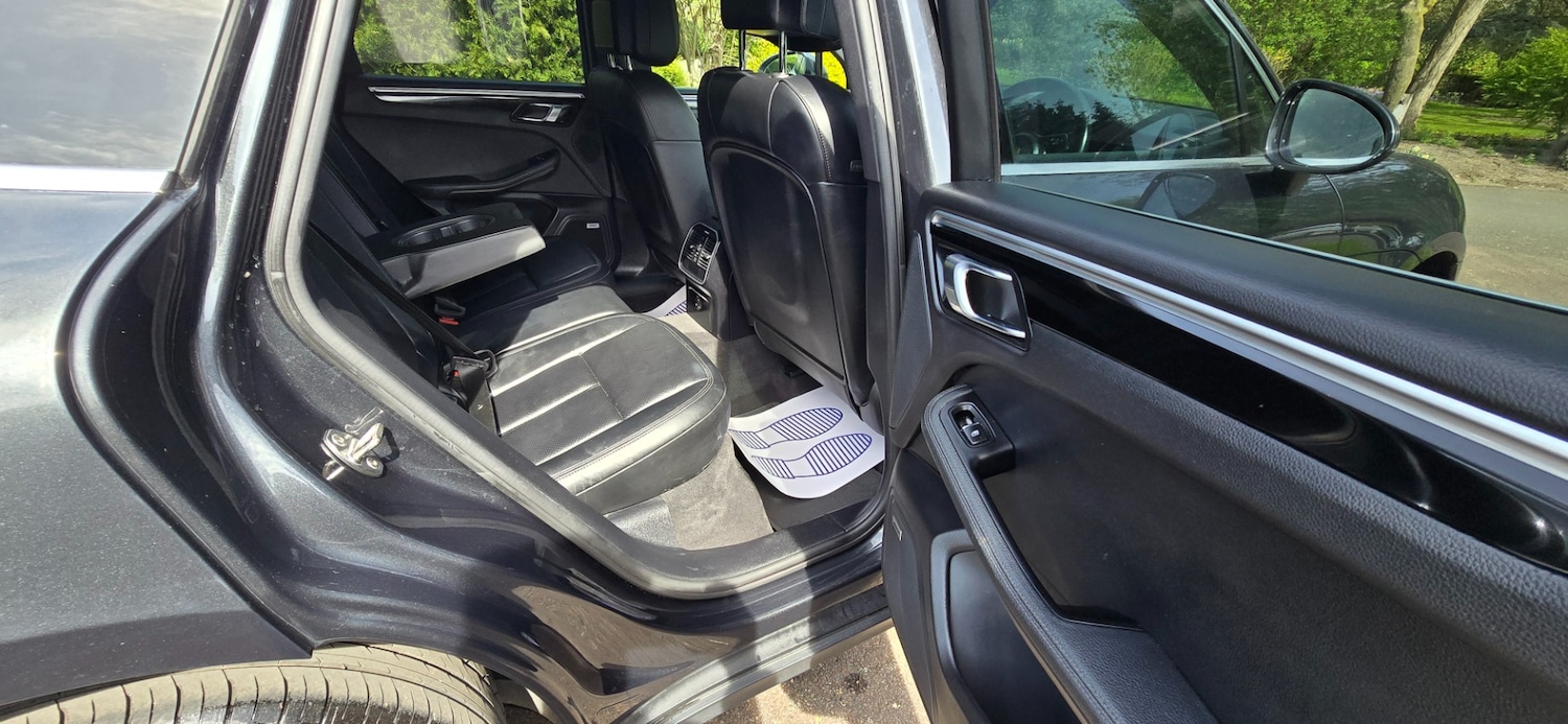 Used Porsche Macan 2018 for sale - 78209847: Photo 13