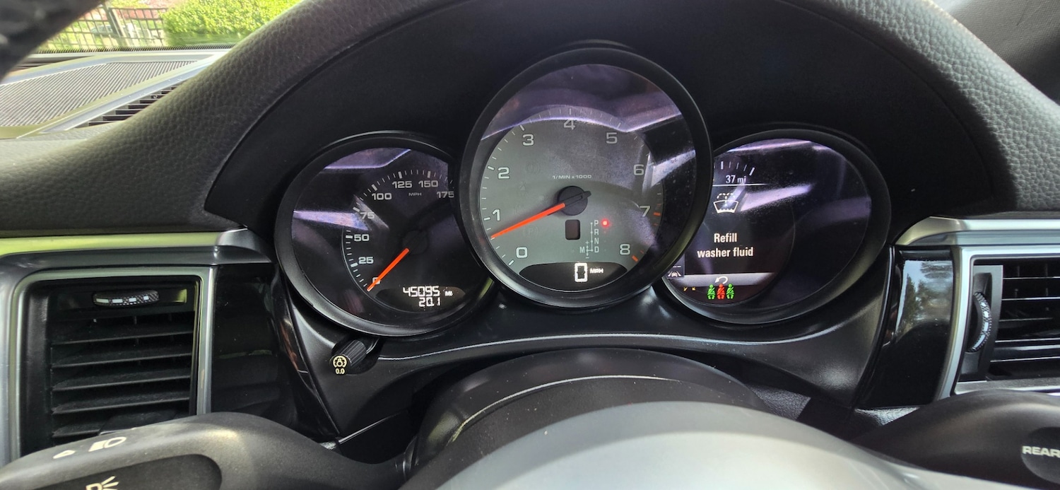 Used Porsche Macan 2018 for sale - 78209847: Photo 18