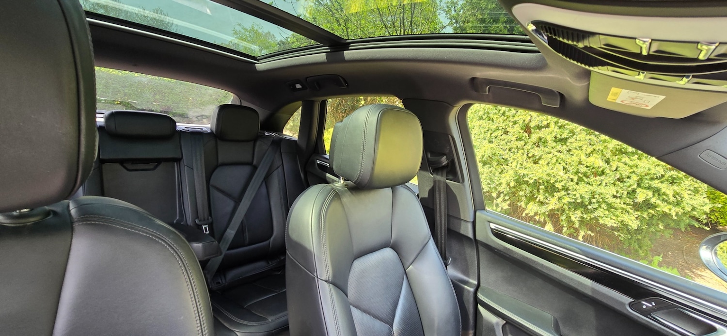 Used Porsche Macan 2018 for sale - 78209847: Photo 20