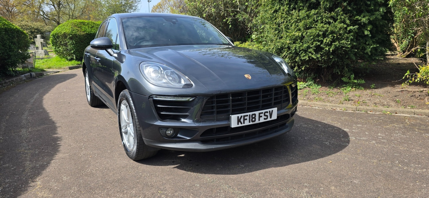 Used Porsche Macan 2018 for sale - 78209847: Photo 3