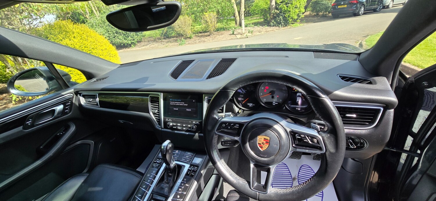 Used Porsche Macan 2018 for sale - 78209847: Photo 36