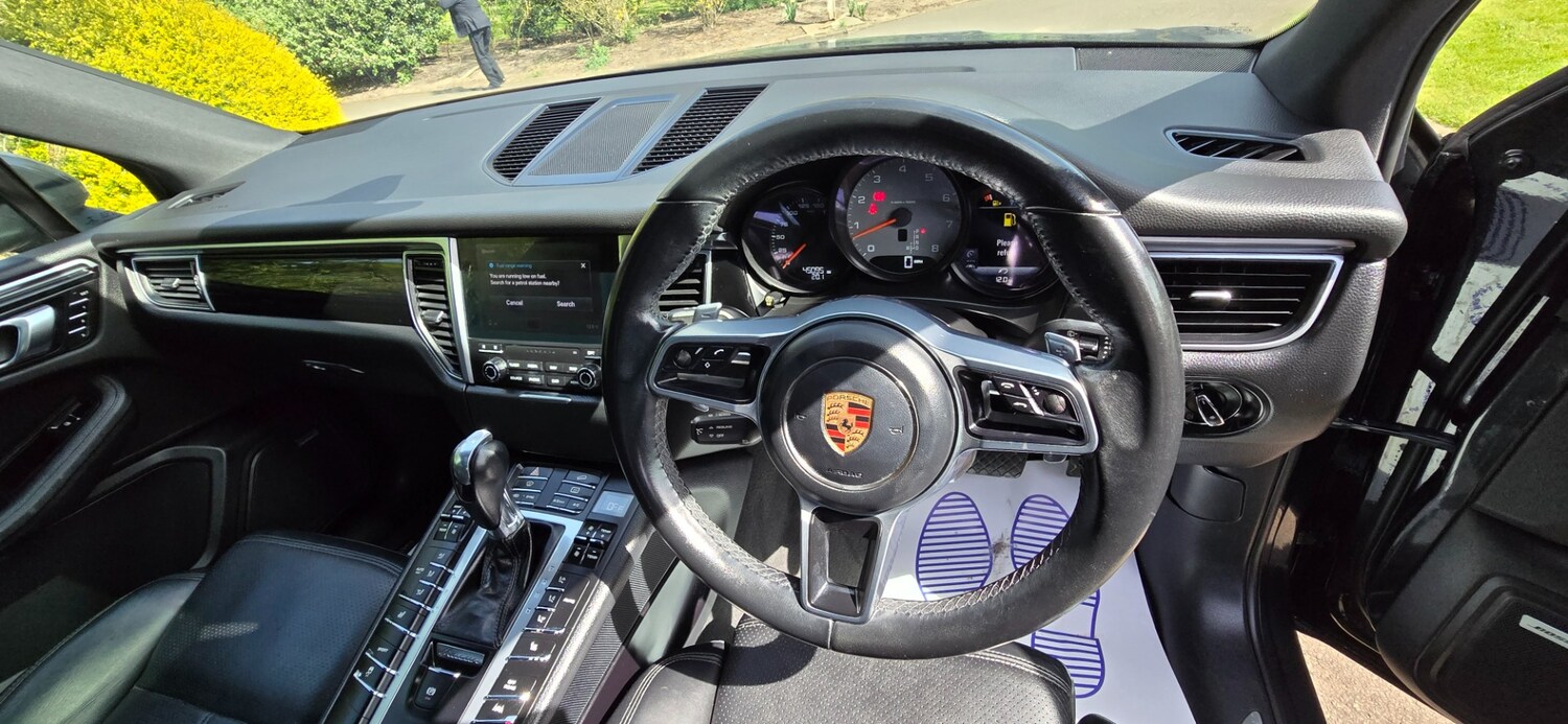 Used Porsche Macan 2018 for sale - 78209847: Photo 37