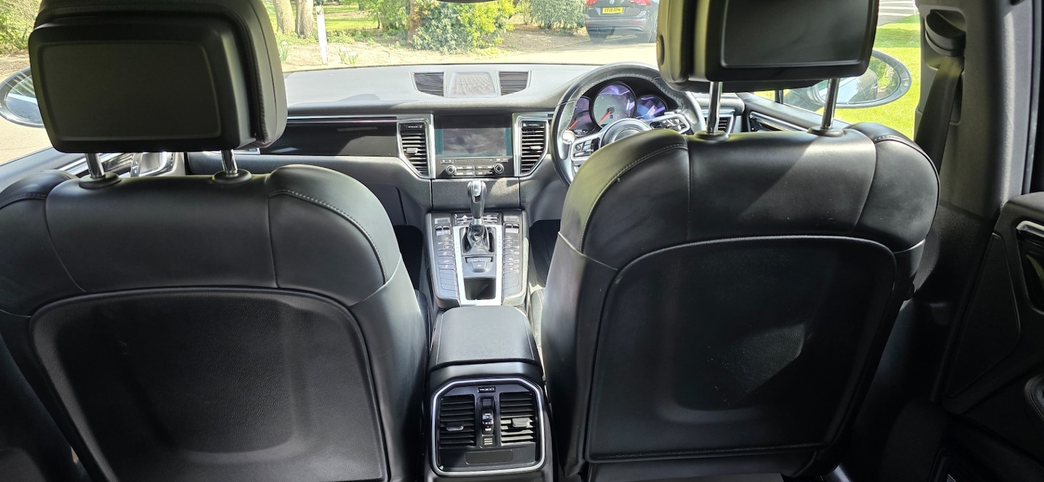 Used Porsche Macan 2018 for sale - 78209847: Photo 49