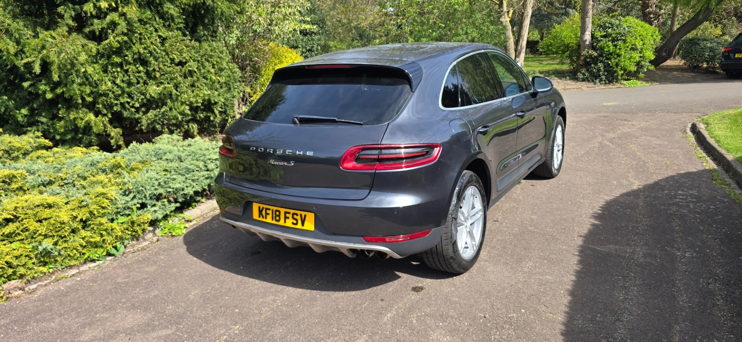 Used Porsche Macan 2018 for sale - 78209847: Photo 53