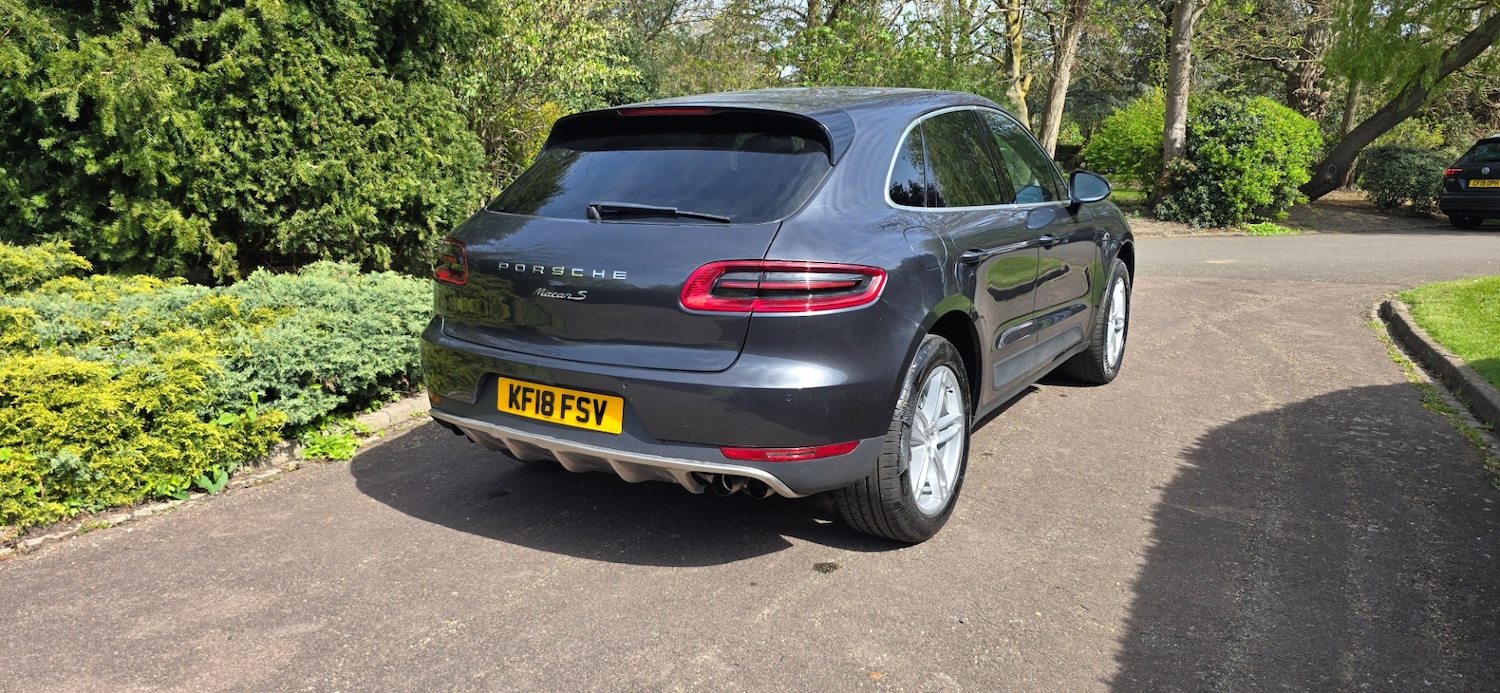 Used Porsche Macan 2018 for sale - 78209847: Photo 54